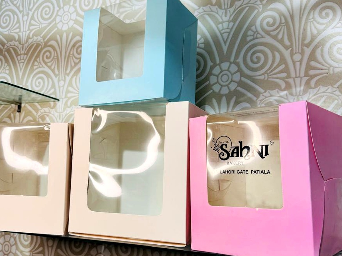 Window Cake SBS Box